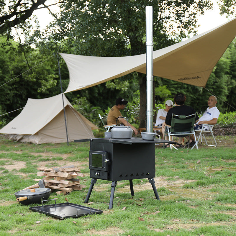Poêle à bois de chauffage, acier au carbone, portable et pliable. Pour tente de camping et extérieur.                                         - Portable and foldable carbon steel firewood stove. For camping tents and outdoor use.