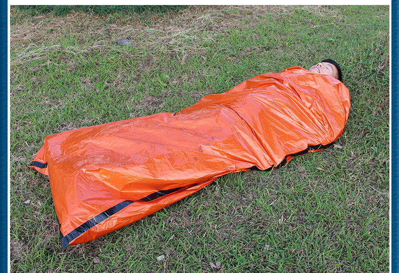 Sac de Couchage de secours portable réutilisable et étanche pour espace de sauvetage, sac thermique orange
- Portable sleeping bag Emergency foil Reusable Waterproof Rescue Space Thermal orange Bag