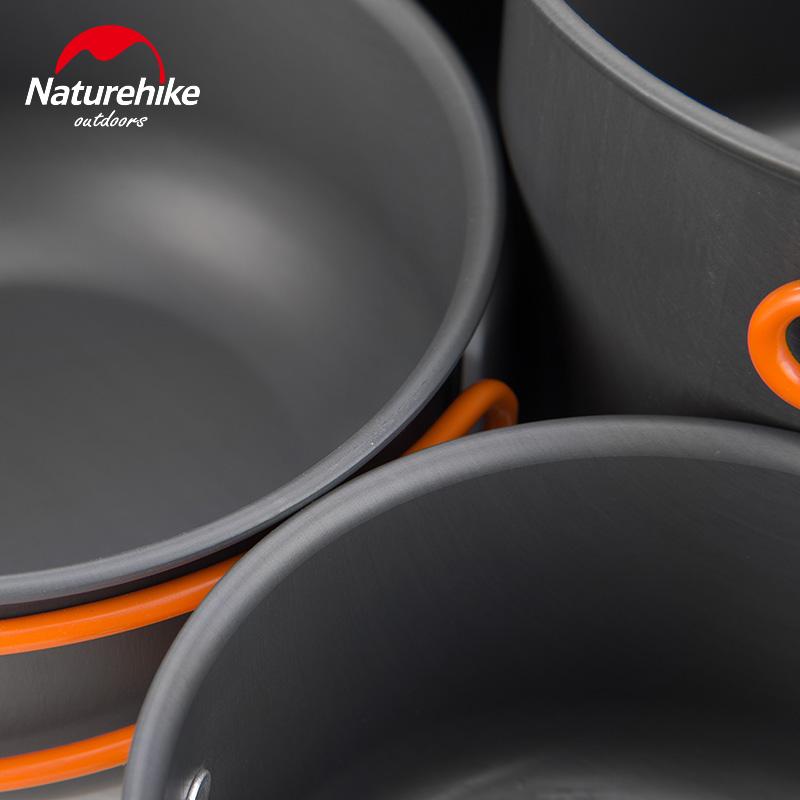 Ensemble de 4 chaudrons de cuisine combinés pour le camping, ultra léger.                -Four Combination Cookware Tableware Pan Set for camping, Ultra Light.